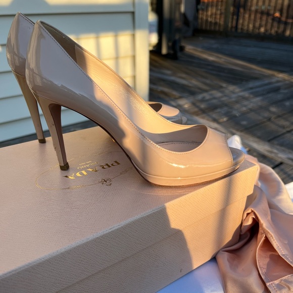 Prada Vernice Basic Nude Peep toe heels size 36 - Picture 1 of 16